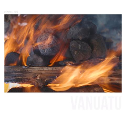 Heating rocks for the stone oven
